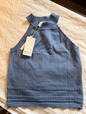 Evaless Blue Halter Sweater – Chic Knit – New